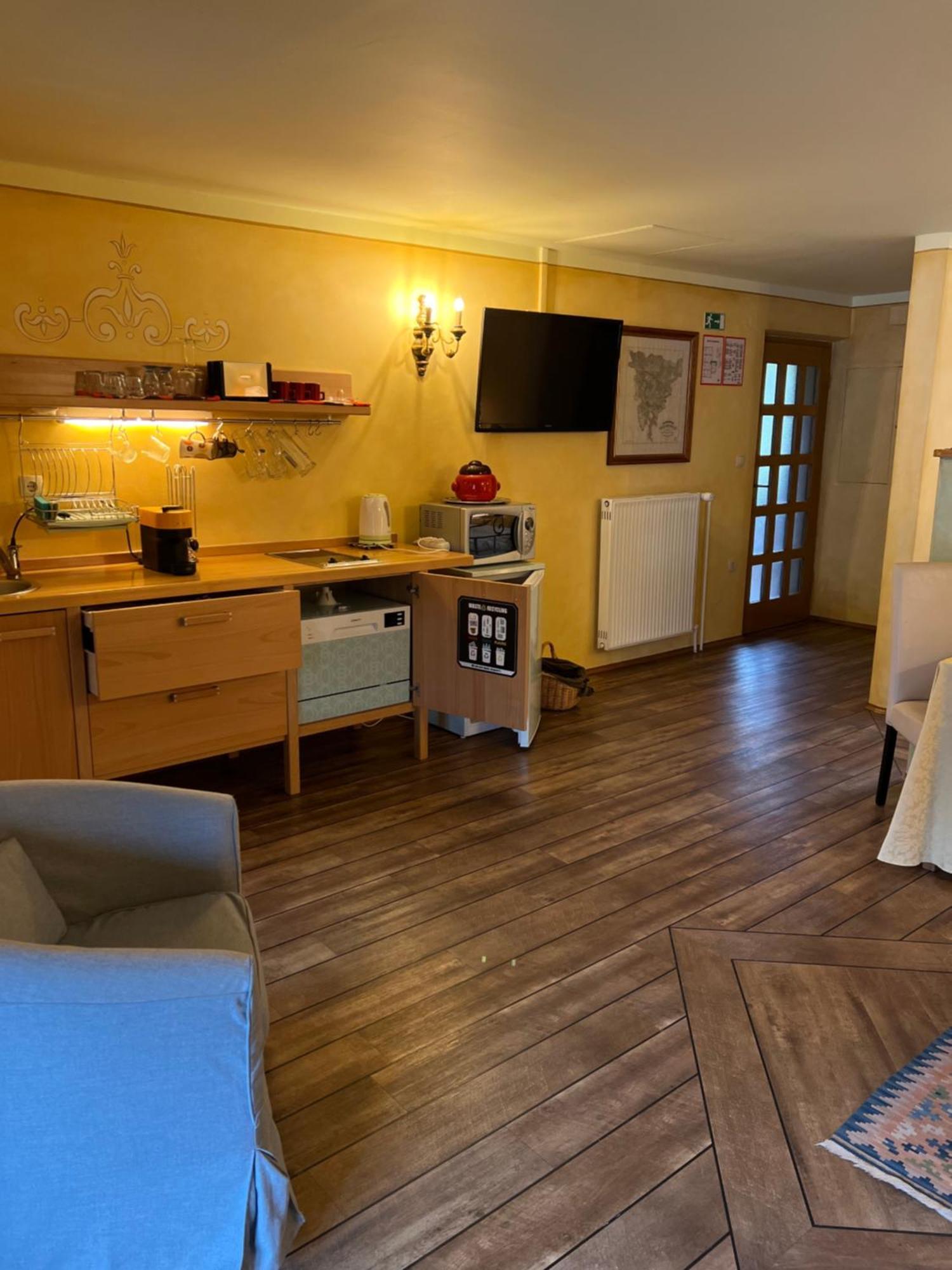 רדובליצ'ה Apartments Kokl - Adults Only מראה חיצוני תמונה