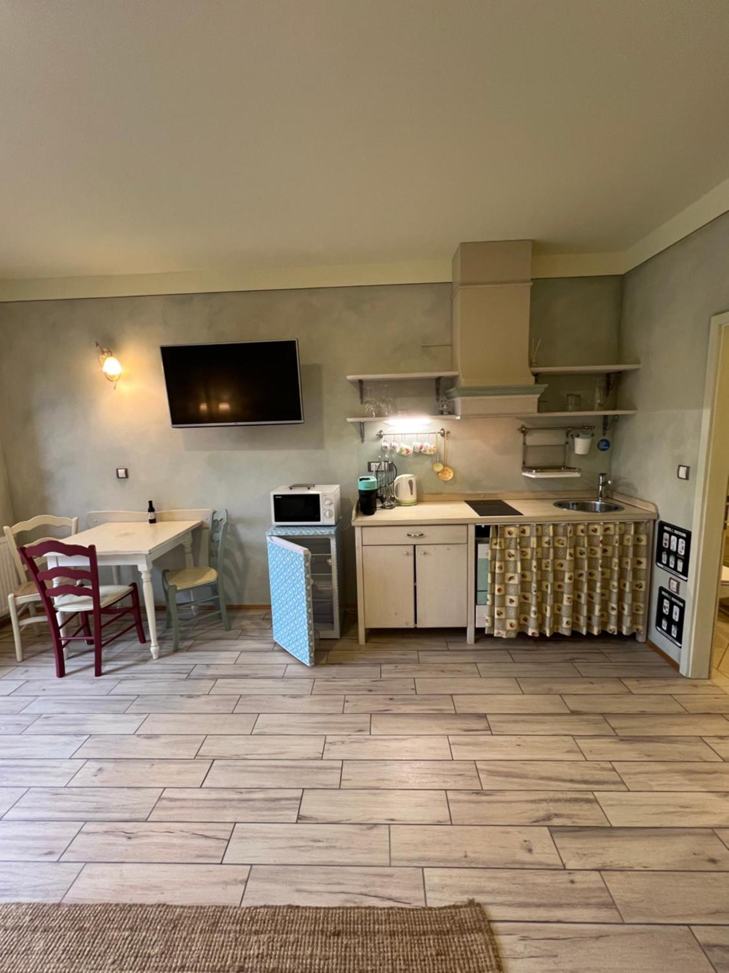 רדובליצ'ה Apartments Kokl - Adults Only חדר תמונה